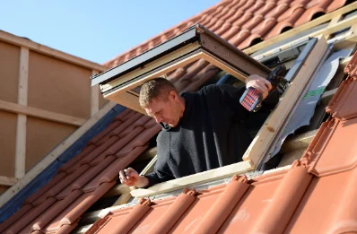 Pose de fenêtres de toit Velux à Pouilly